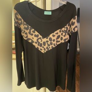 Black Leopard Top